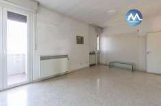 Foto Appartamento in vendita a Pesaro