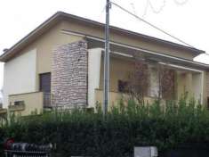 Foto Appartamento in vendita a Pescantina - 15 locali 600mq