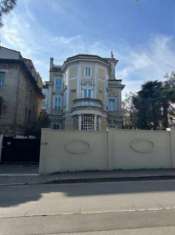 Foto Appartamento in vendita a Pescara - 5 locali 266mq