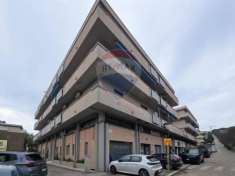 Foto Appartamento in vendita a Pescara - 6 locali 103mq