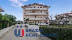 Foto Appartamento in vendita a Pescara