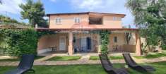 Foto Appartamento in vendita a Peschici