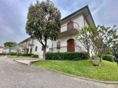 Foto Appartamento in vendita a Peschiera Del Garda