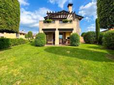 Foto Appartamento in vendita a Peschiera Del Garda