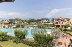 Foto Appartamento in vendita a Peschiera Del Garda