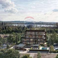 Foto Appartamento in vendita a Peschiera Del Garda