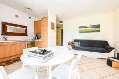 Foto Appartamento in vendita a Peschiera Del Garda