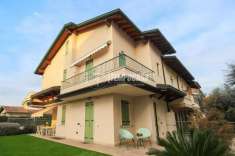 Foto Appartamento in vendita a Peschiera Del Garda