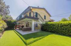 Foto Appartamento in vendita a Peschiera Del Garda