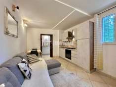 Foto Appartamento in vendita a Peschiera Del Garda