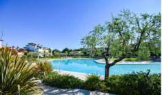 Foto Appartamento in vendita a Peschiera Del Garda