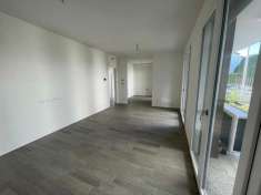 Foto Appartamento in vendita a Pessano Con Bornago