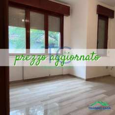 Foto Appartamento in vendita a Piacenza