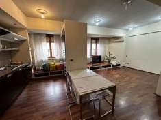 Foto Appartamento in vendita a Piacenza