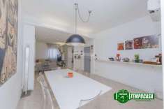 Foto Appartamento in vendita a Piacenza