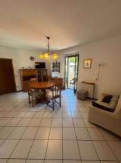 Foto Appartamento in vendita a Pianello Del Lario