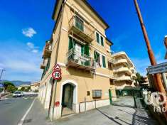 Foto Appartamento in vendita a Pietra Ligure
