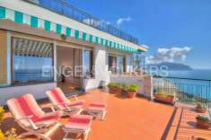 Foto Appartamento in vendita a Pieve Ligure