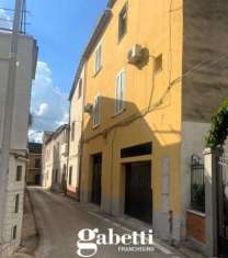 Foto Appartamento in vendita a Pignataro Maggiore