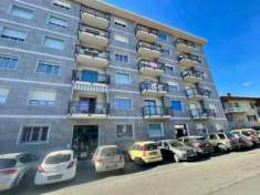 Foto Appartamento in vendita a Pinerolo - 3 locali 90mq
