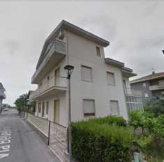 Foto Appartamento in vendita a Pineto - 7 locali 110mq