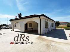 Foto Appartamento in vendita a Pisticci