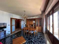 Foto Appartamento in vendita a Pistoia - 4 locali 130mq