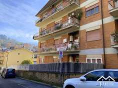 Foto Appartamento in Vendita a Poggio Mirteto Via Riosole