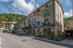 Foto Appartamento in vendita a Polaveno