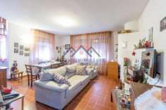 Foto Appartamento in vendita a Pomarance 200 mq  Rif: 1235643