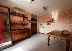 Foto Appartamento in vendita a Pomezia