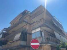 Foto Appartamento in vendita a Pomezia