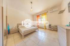 Foto Appartamento in vendita a Pomezia