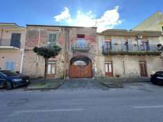 Foto Appartamento in vendita a Pomigliano D'Arco - 7 locali 134mq