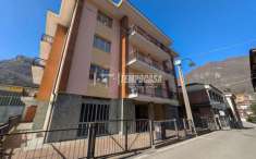 Foto Appartamento in vendita a Pont Canavese