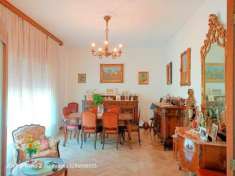 Foto Appartamento in vendita a Ponte Dell'Olio - 7 locali 211mq