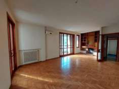 Foto Appartamento in vendita a Pontedera 200 mq  Rif: 1301748