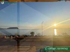 Foto Appartamento in vendita a Pozzuoli