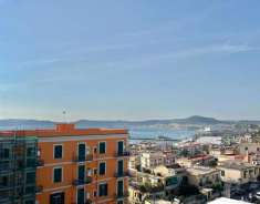 Foto Appartamento in vendita a Pozzuoli