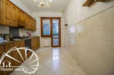 Foto Appartamento in vendita a Prato - 5 locali 140mq