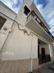 Foto Appartamento in vendita a Pulsano - 4 locali 100mq