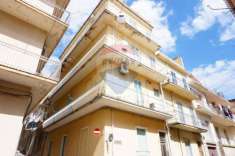 Foto Appartamento in vendita a Ragusa - 6 locali 127mq