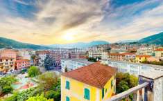 Foto Appartamento in vendita a Rapallo