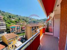 Foto Appartamento in vendita a Rapallo