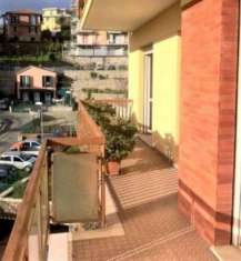 Foto Appartamento in Vendita a Rapallo VIA TORRE DEL MENEGOTTO