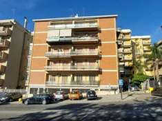Foto Appartamento in vendita a Reggio Calabria - 4 locali 153mq