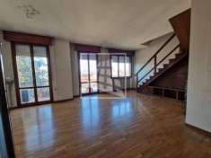 Foto Appartamento in vendita a Reggio Emilia