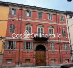 Foto Appartamento in vendita a Reggio Emilia