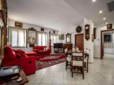 Foto Appartamento in vendita a Reggio Emilia