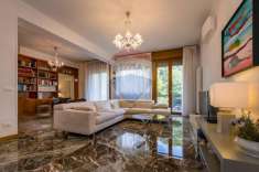 Foto Appartamento in vendita a Reggio Emilia